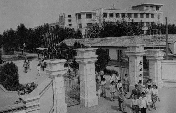 武威師范學校.jpg